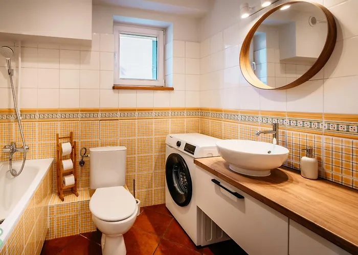 Sienny Market 2-bedroom Old Town Parking By Stayly Apartment